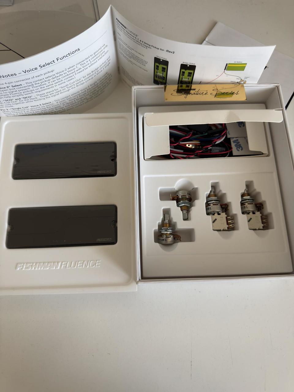 Snímače Fishman Fluence Tosin Abasi Signature + Battery Pack