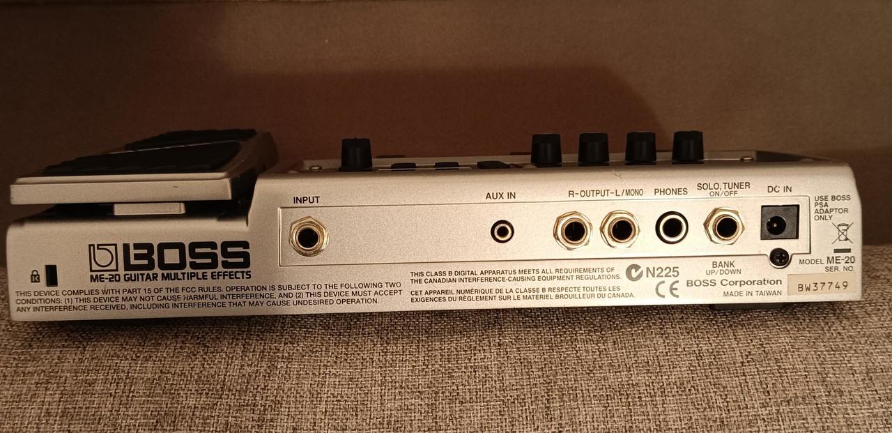 Predám multiefekt BOSS ME 20