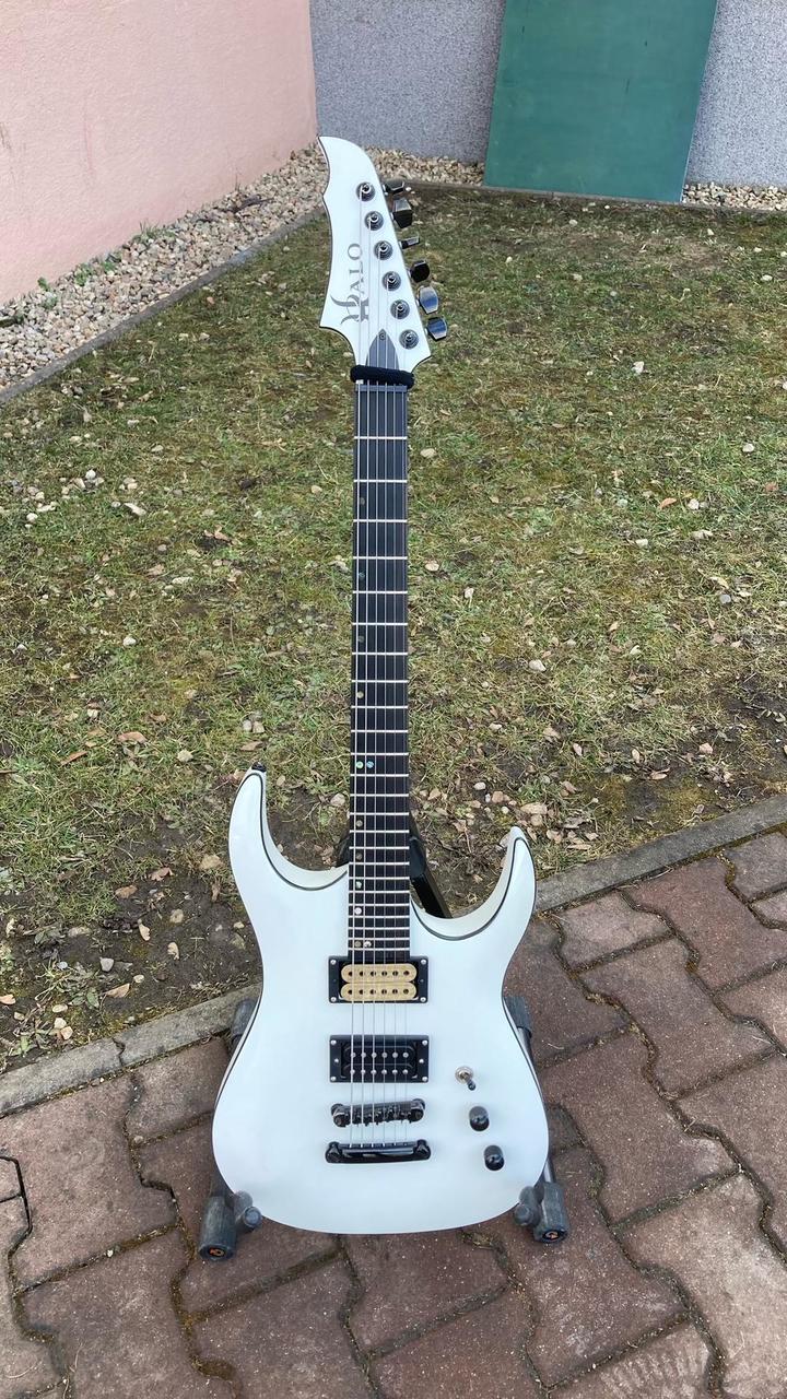 Halo Guitars