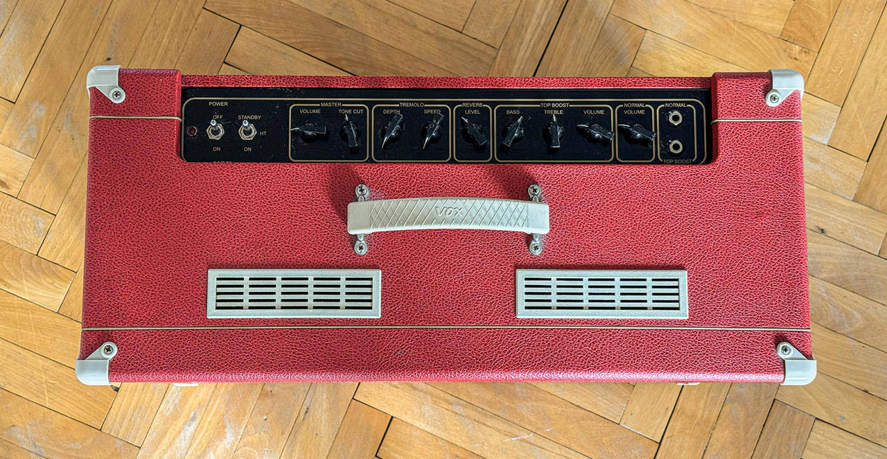Vox AC15C1 RED LIMITED EDITION