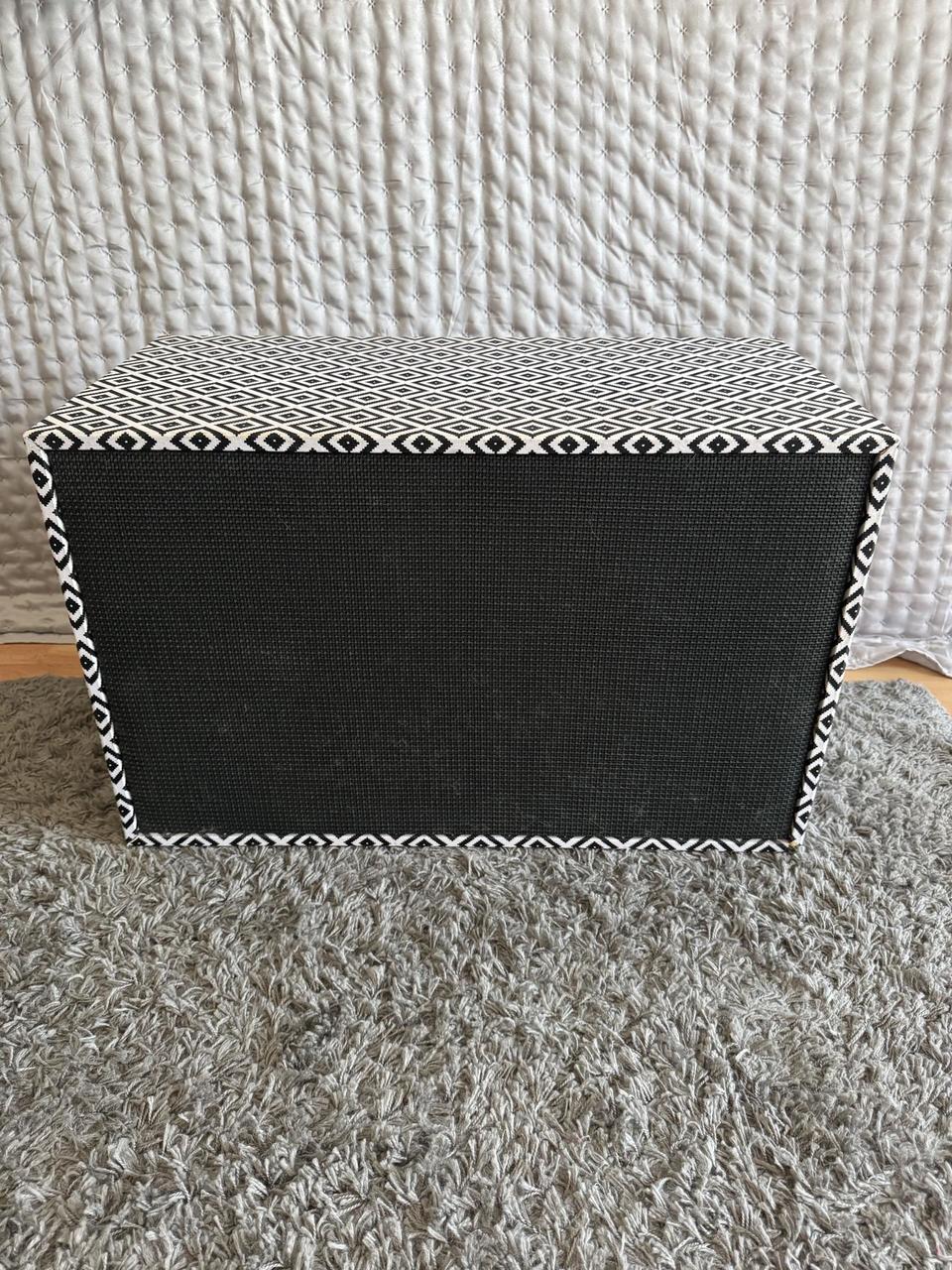 Gitarový reprobox 2x12 / Vintage 30 / Creamback