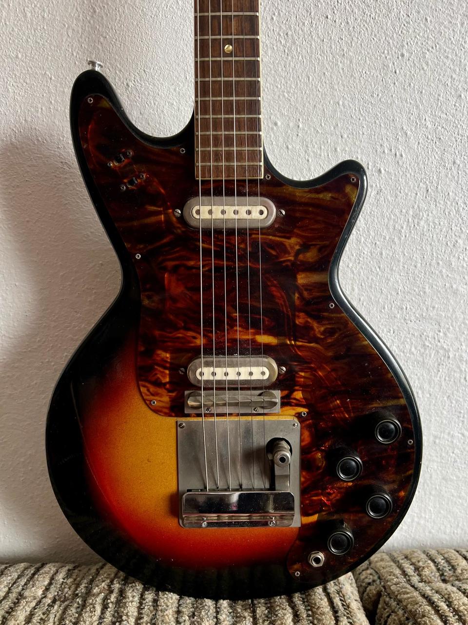 Framus 5/155 Strato 1963 elektrická kytara