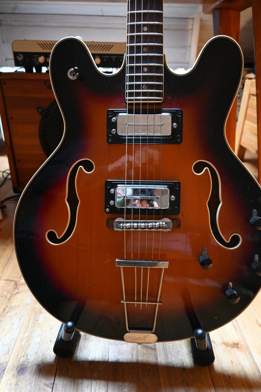 Hofner 4572