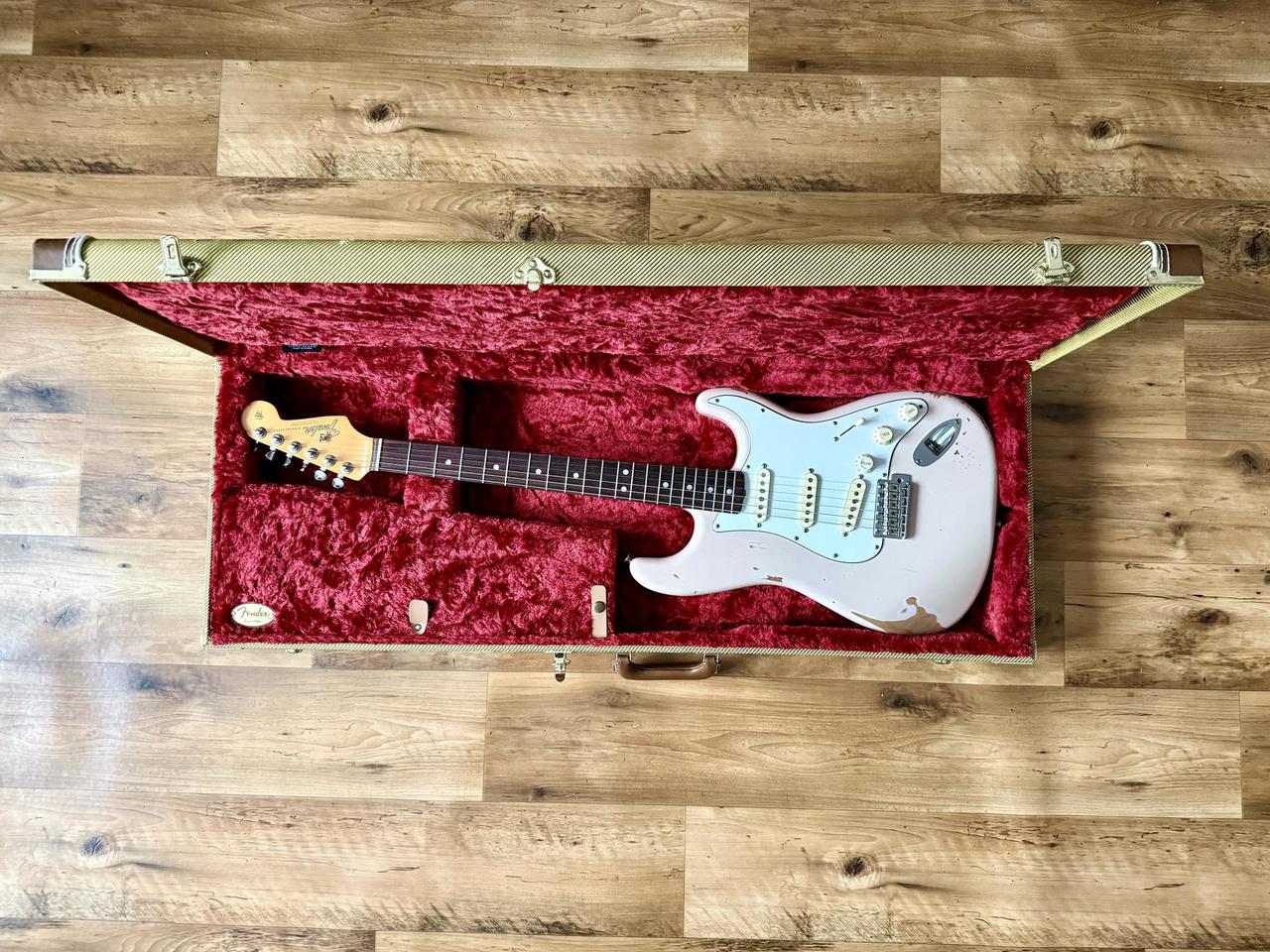 Fender 60's Stratocaster Shell Pink