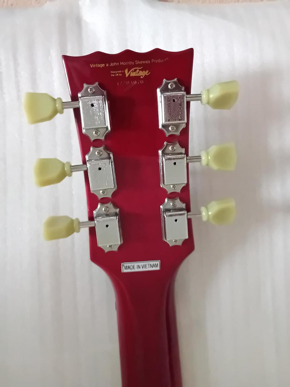 Elektrická kytara Vintage VS6VCR