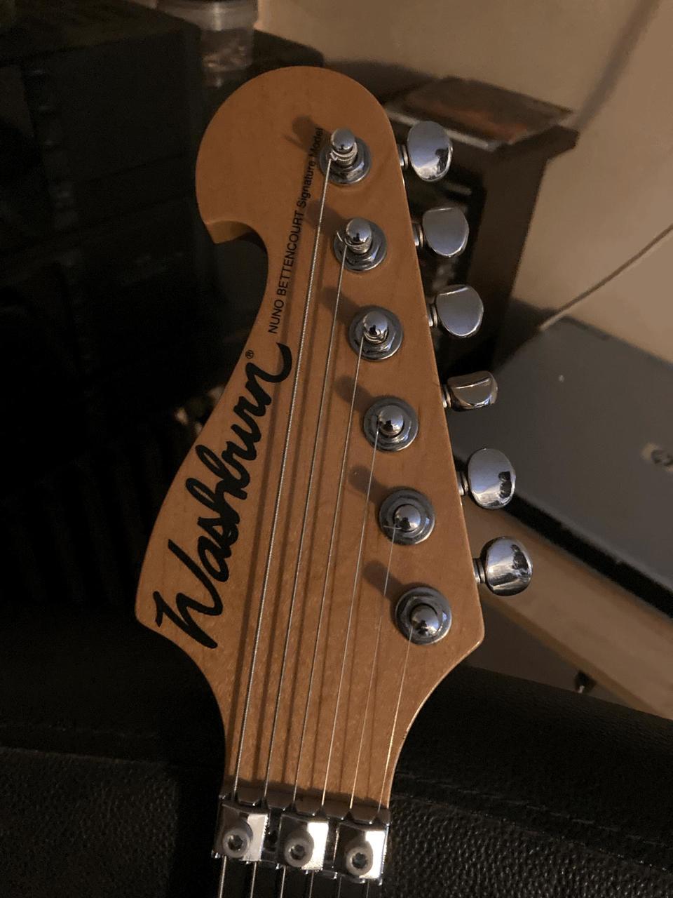 Washburn N4. rv.1993