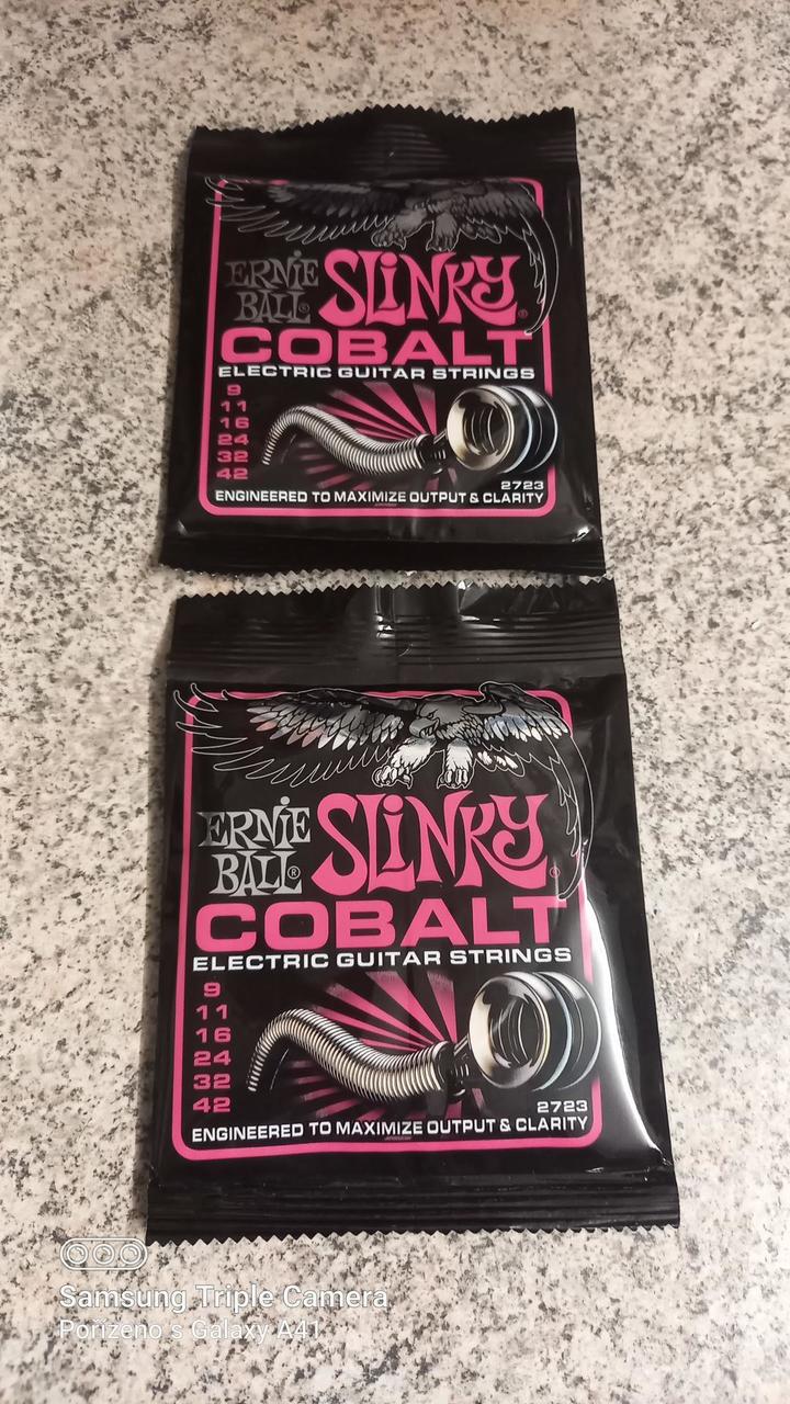 PRODÁNO !!! Struny na elektrickou kytaru 9