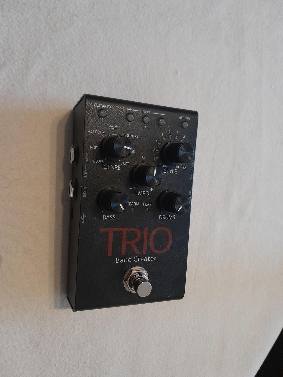 DigiTech TRIO Band Creator