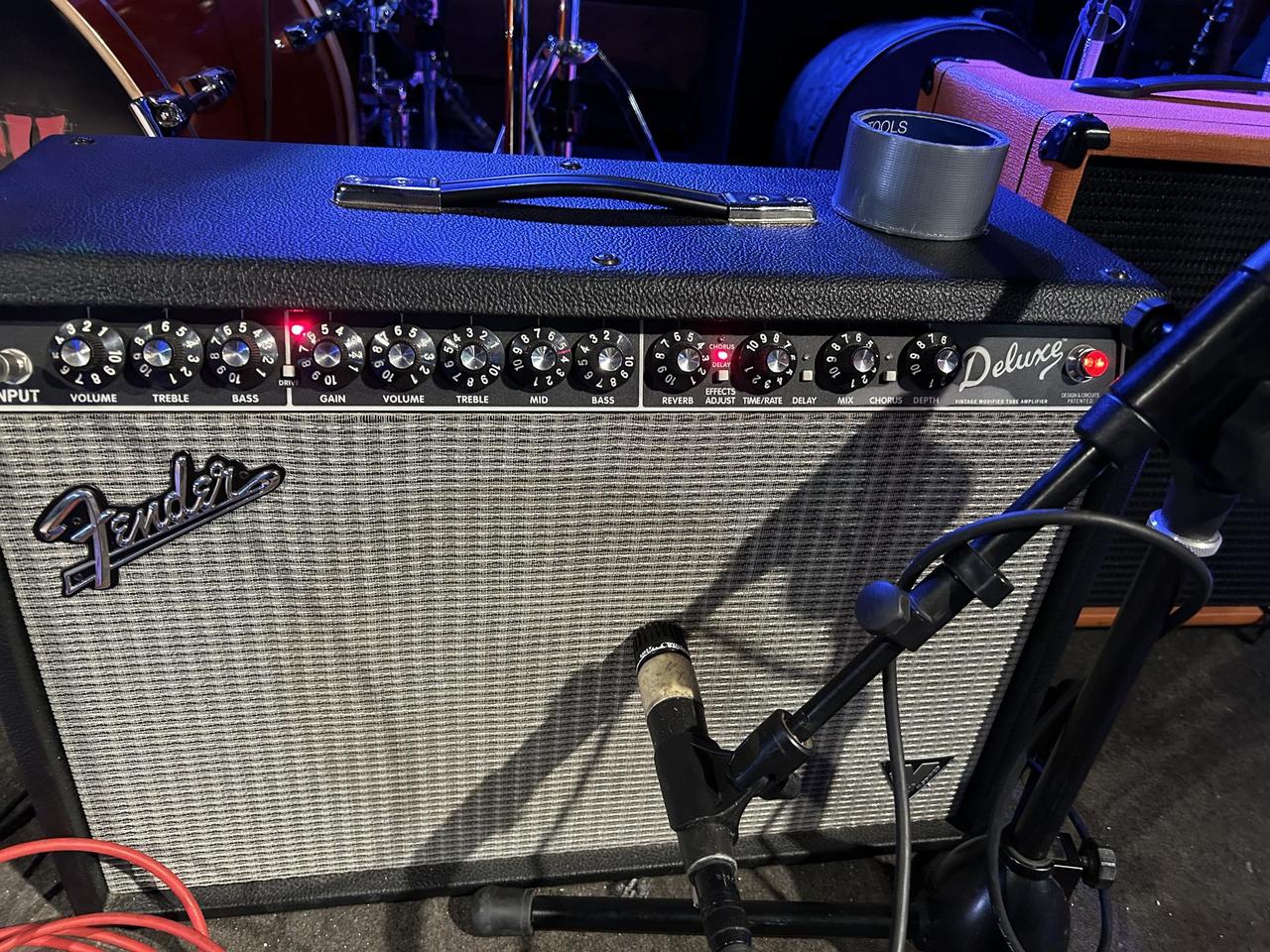 Vyměním Fender Deluxe VM za Roland JC-40