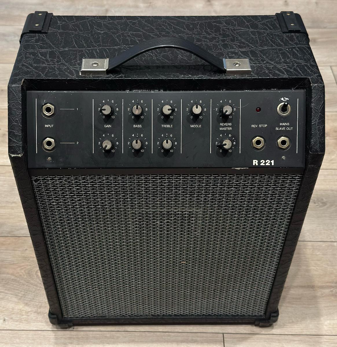 Regent R221 - kombo 30W