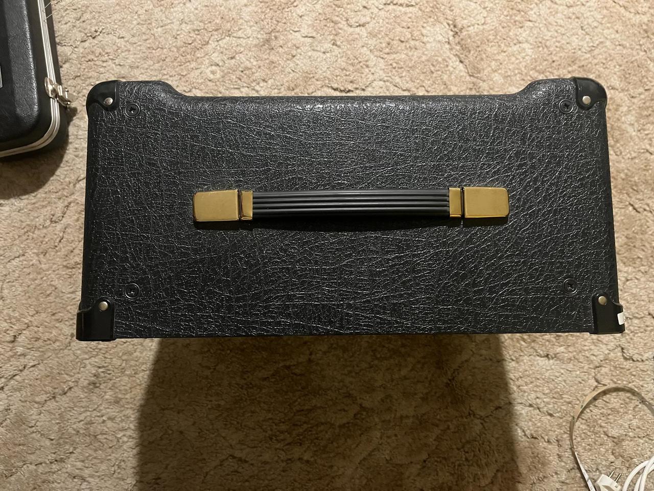 Vyměním Marshall SC20C (JCM800 2203)