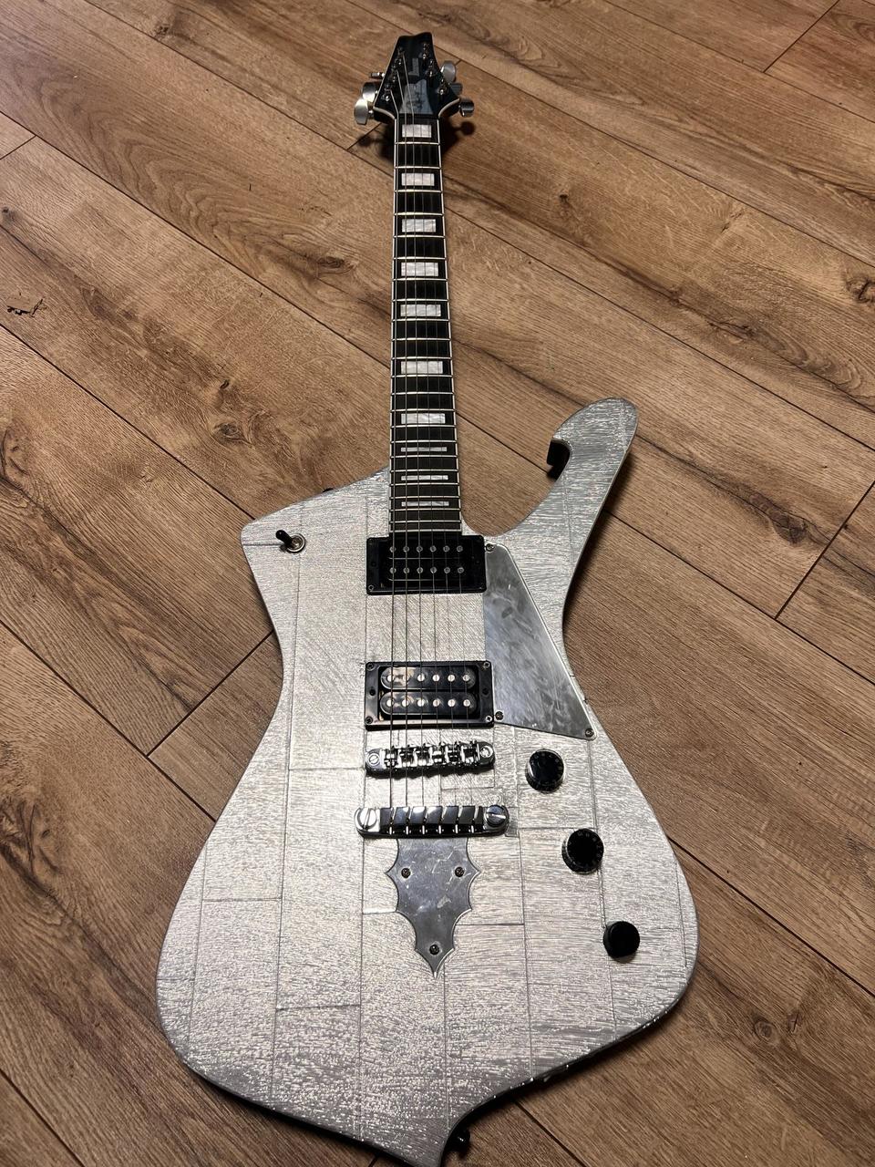 Ibanez PS 60 Iceman