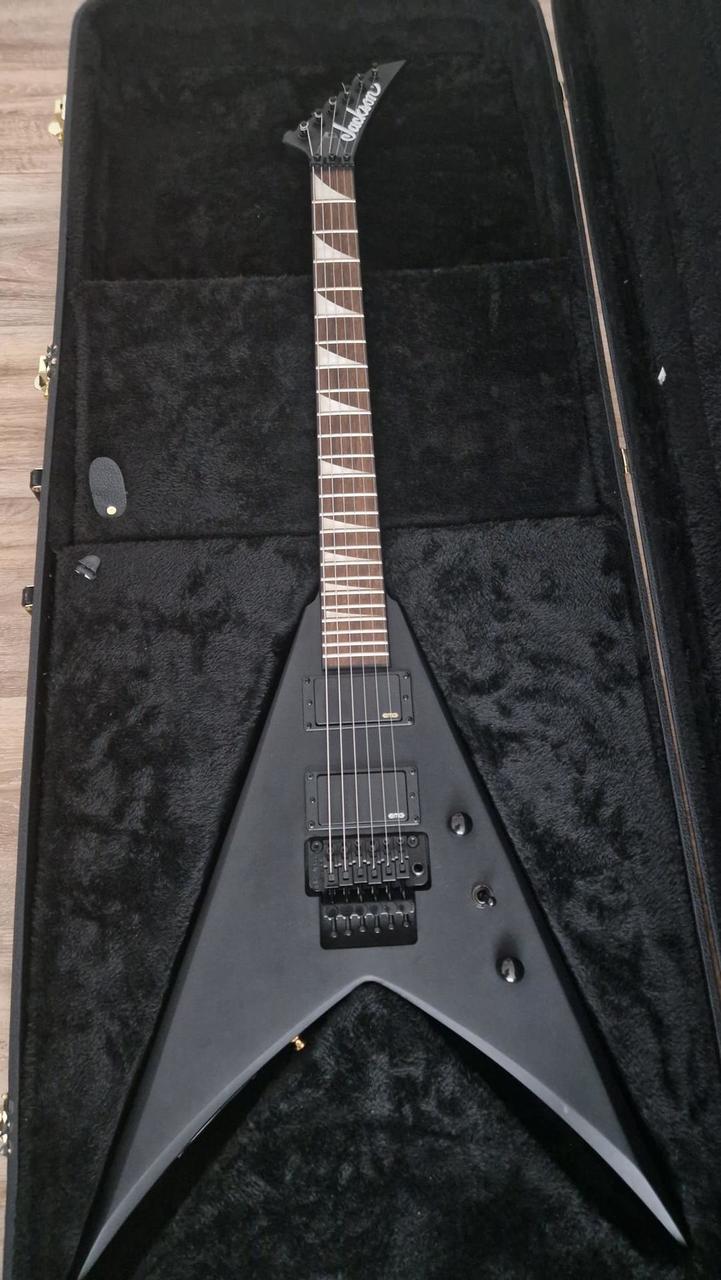 Jackson KVXMG King V Satin Black