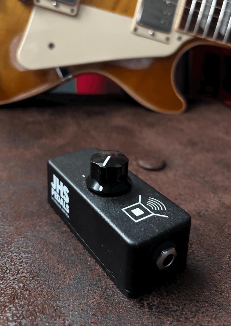 JHS Little Black Amp Box