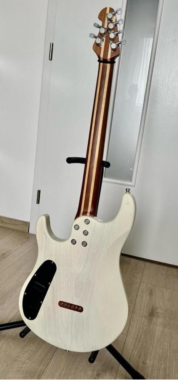 Custom made MM JP6 POUZE PRODEJ