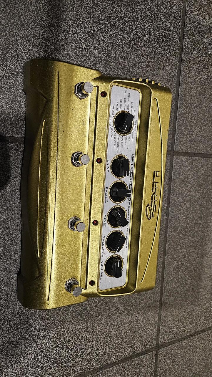 Prodám LINE6 DM4 DISTORTION MODELER