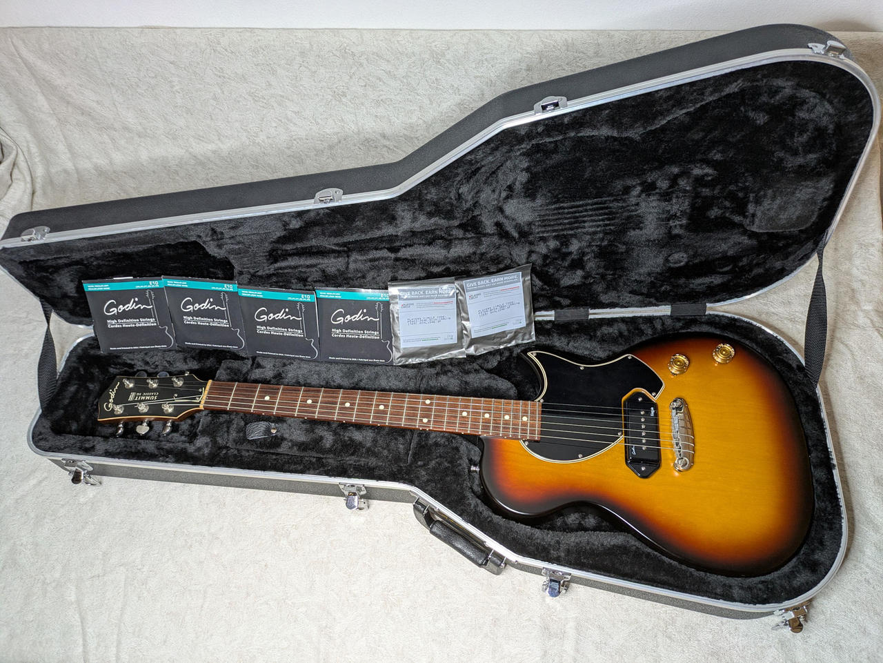 Godin Summit Classic SG.