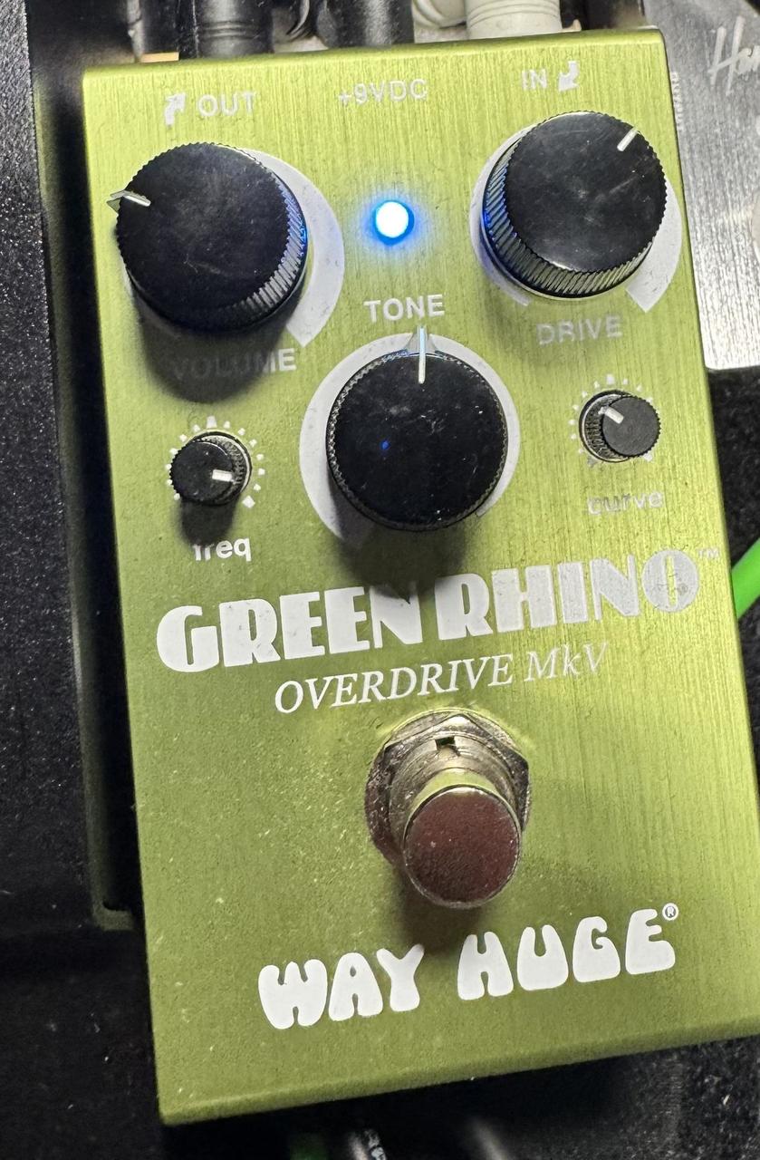 Dunlop Way Huge Green Rhino