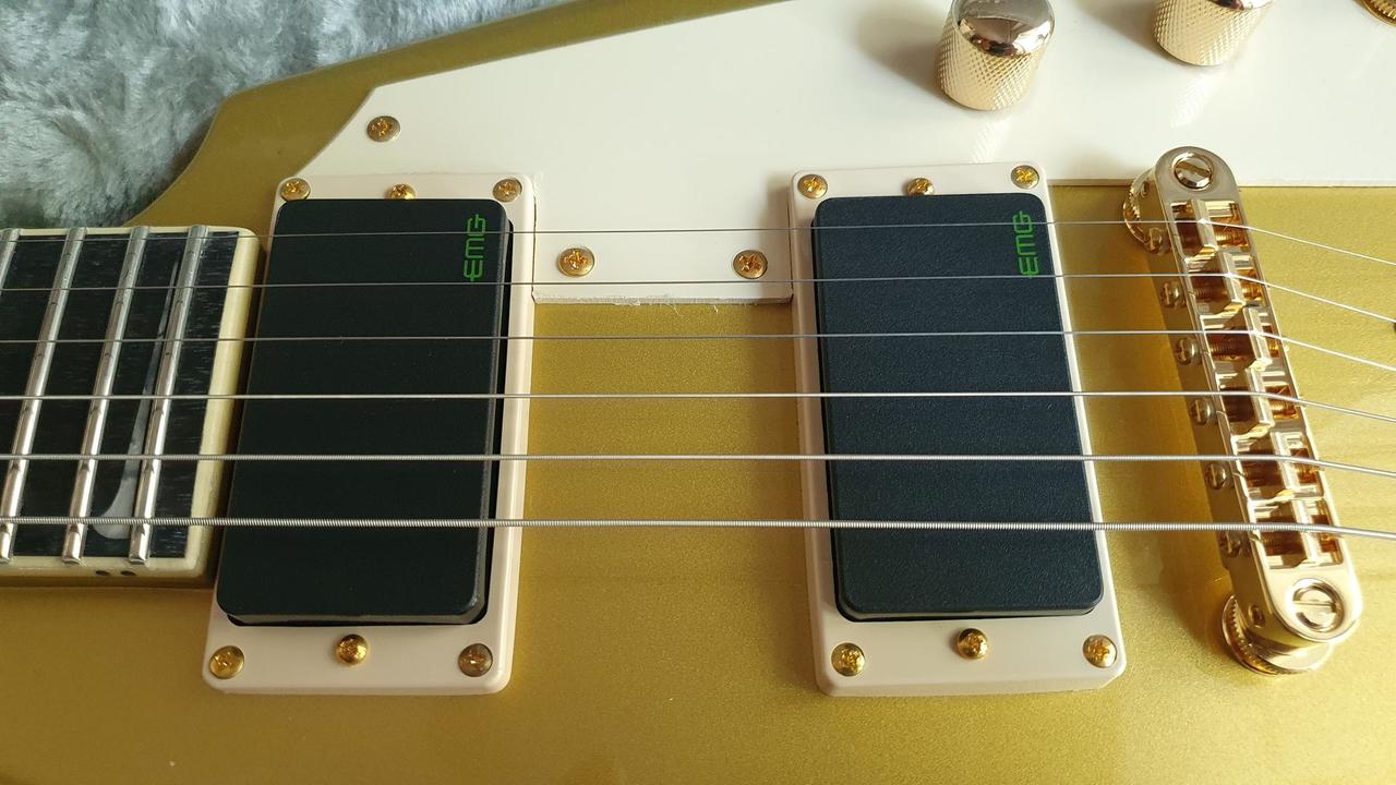 Zánovní kytara ESP LTD KH-V Kirk Hammett signature